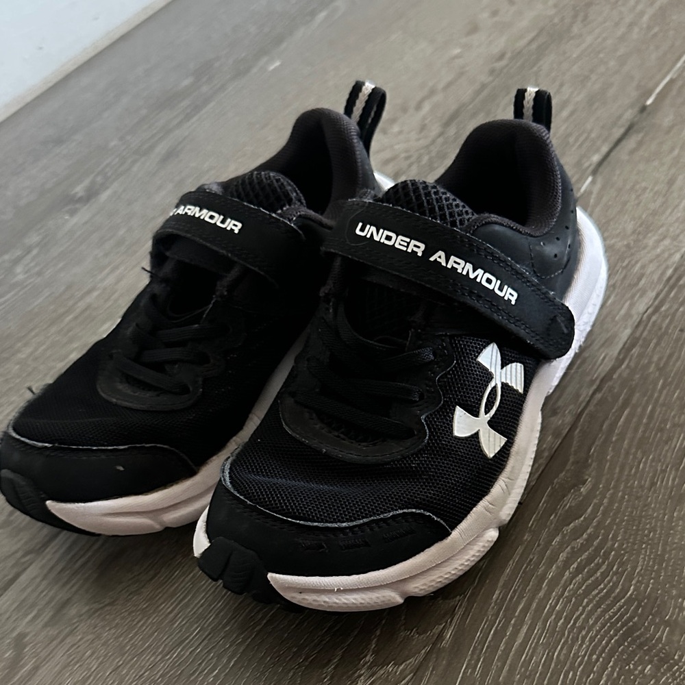 Under Armour Kids Black Sneakers with White Details